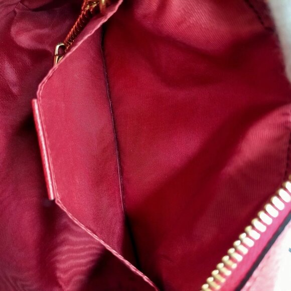 Gucci Crossbody bag Red Canvas 650-060225 - Picture 9 of 13